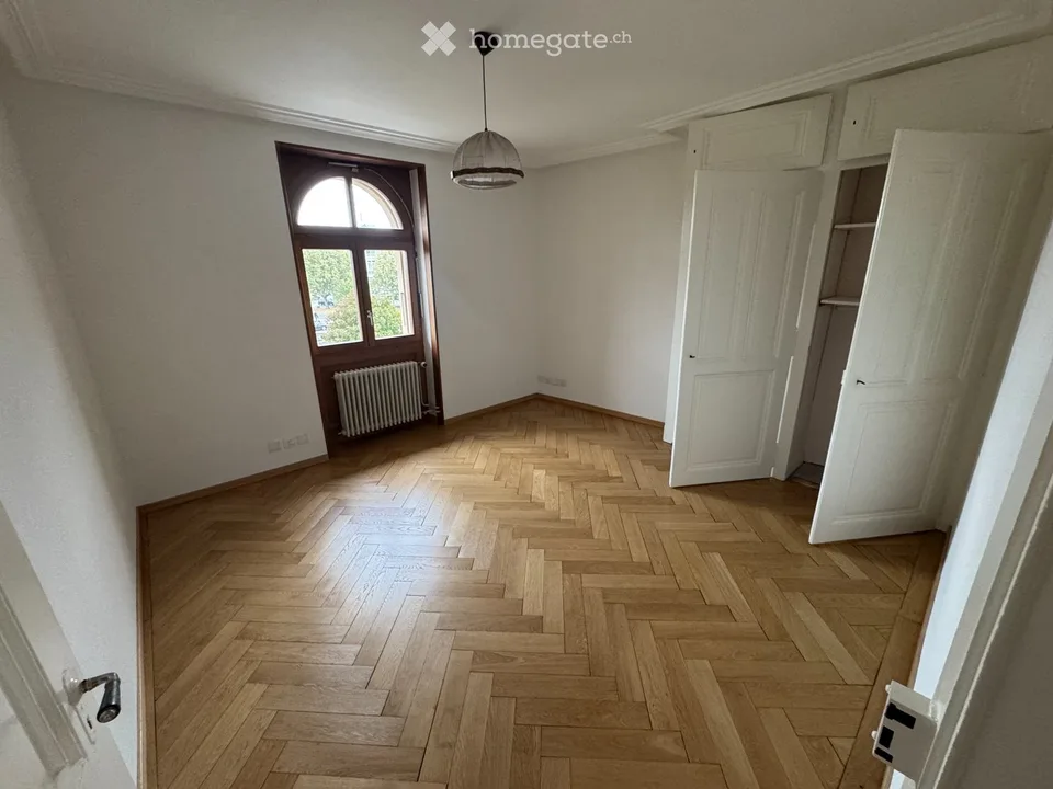 Prachtvolle Wohnung im Stadtzentrum mit freier Sicht – Foto 2 von 5