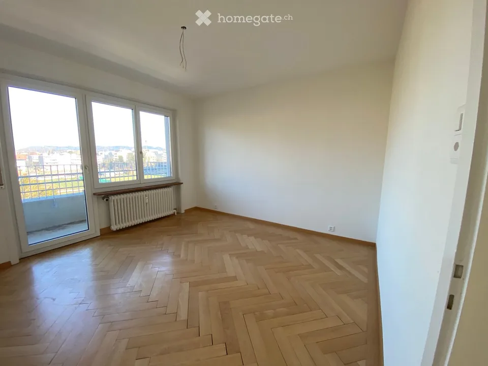 Schöne Hell 3.5 Zimmer Wohnung mit 2 Balkon – Foto 3 von 5