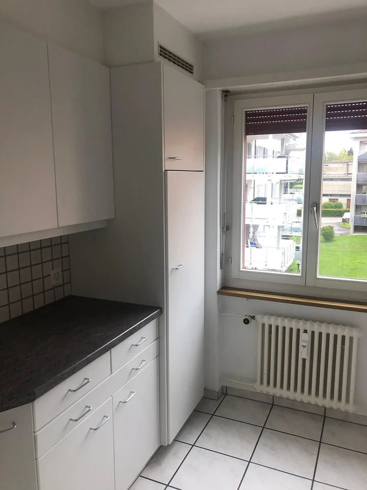 Appartamento luminoso e spazioso di 3,5 locali con balcone a Kreuzlingen – foto 8 di 9