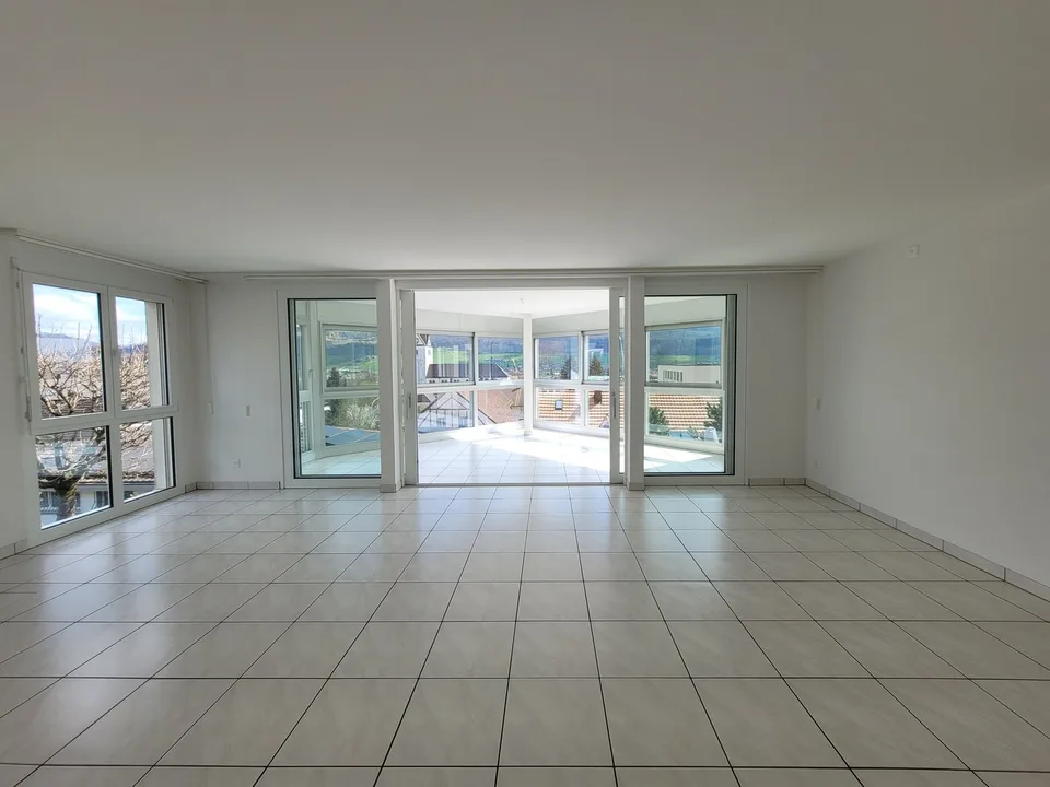 Appartement 4 1/2 pièces avec jardin d'hiver raffiné – photo 2 sur 9