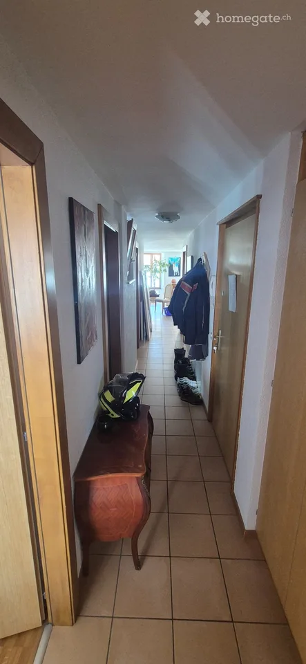 Schönes geräumiges Apartment – Foto 2 von 5