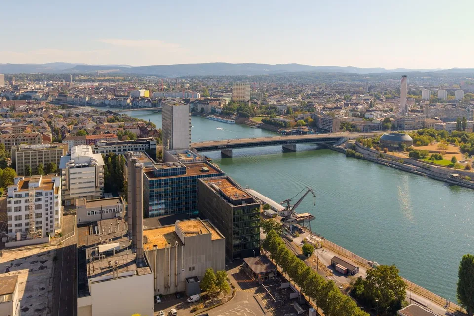 Spazi ufficiali da 2'000 m² direttamente sul Reno – foto 16 di 16