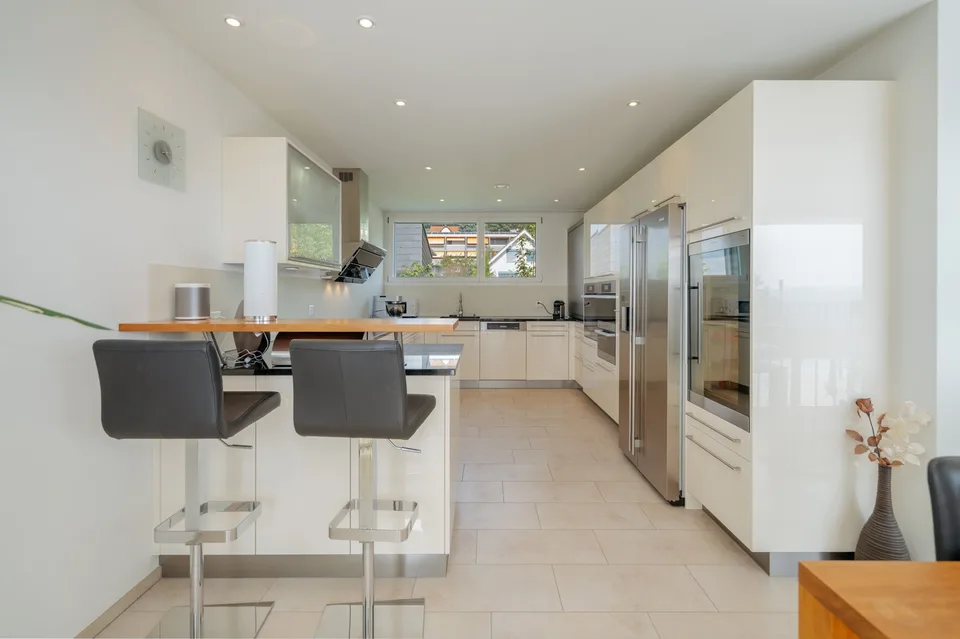 Attika-Maisonette mit Weitsicht, Ruhe und Exklusivität – Foto 4 von 13