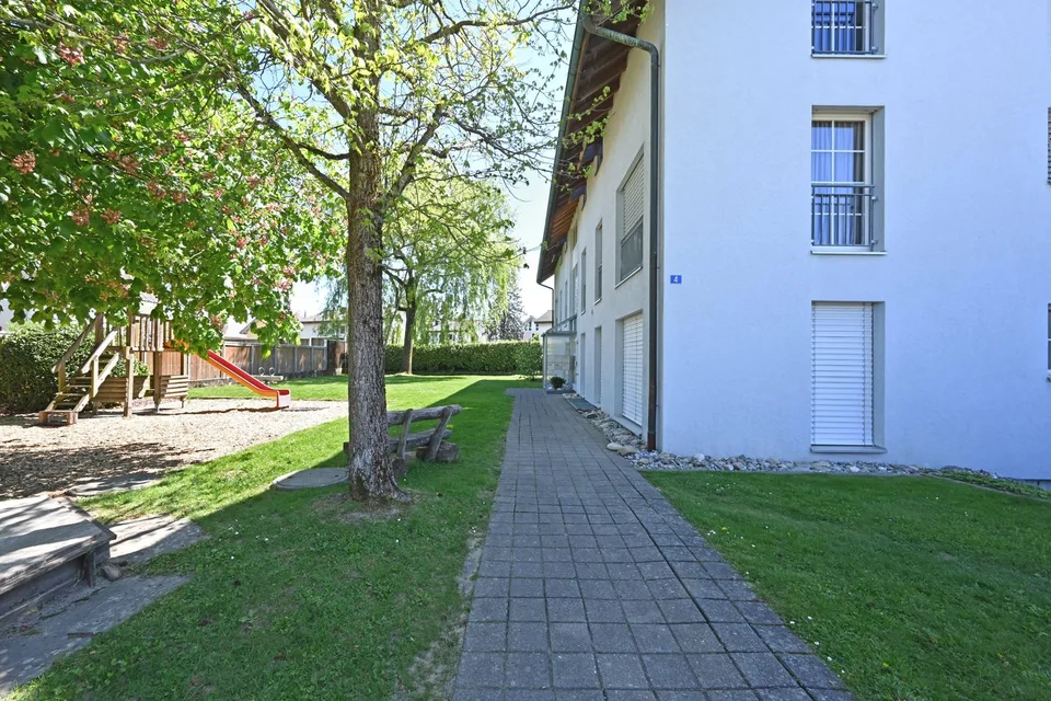 4.5-room apartment on the ground floor with two bathrooms – photo 4 of 15