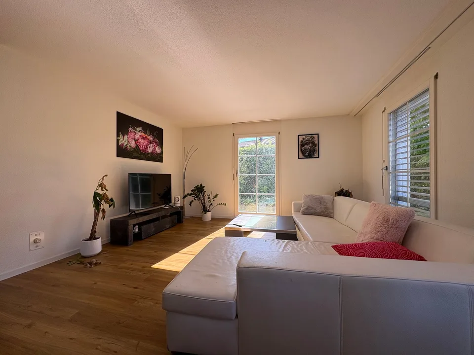 4.5-room apartment on the ground floor with two bathrooms – photo 9 of 15