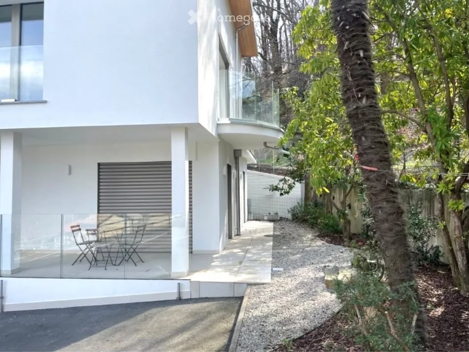 Appartement 2,5, Schwimmbad, Parkplatz, Grünfläche – Foto 2 von 13