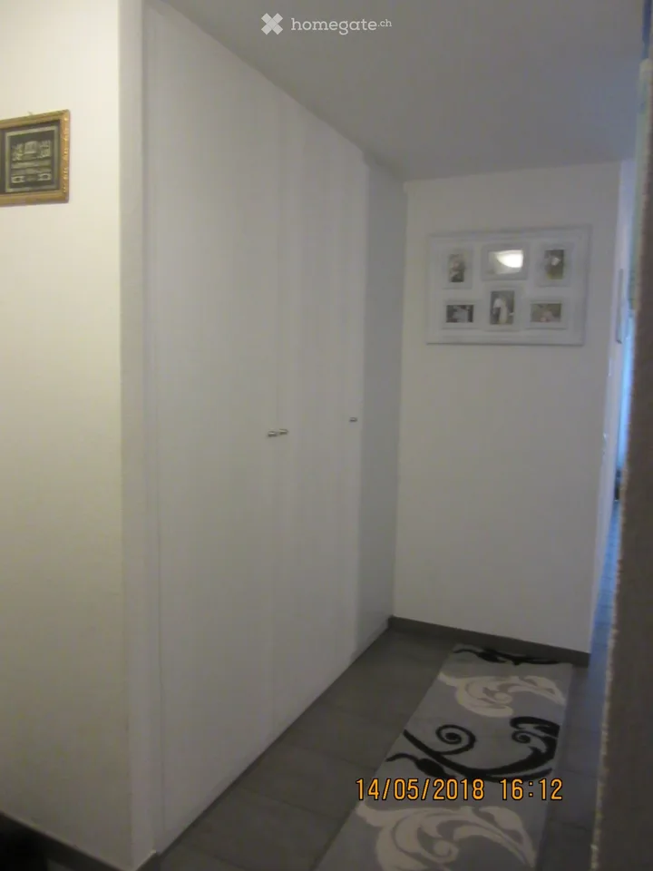 3,5 Zimmer, Erdgeschoss, 94 m2, Terrasse, innen- und außenparkplatz – Foto 4 von 5