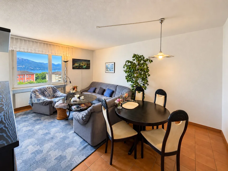 Renditeobjekt! Abitazione primaria: 4.5 locali con vista lago – ideale a reddito – photo 3 sur 17