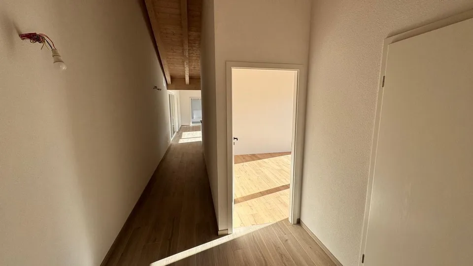 Letztes Angebot: 4 1/2 und 2 1/2 Zimmer (gewerblich genutzt) – Foto 12 von 30