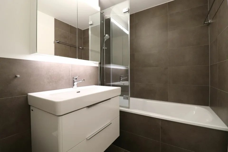 Im Freulerquartier - moderne 4 1/2-Zimmer-Maisonettewohnung – Foto 12 von 16