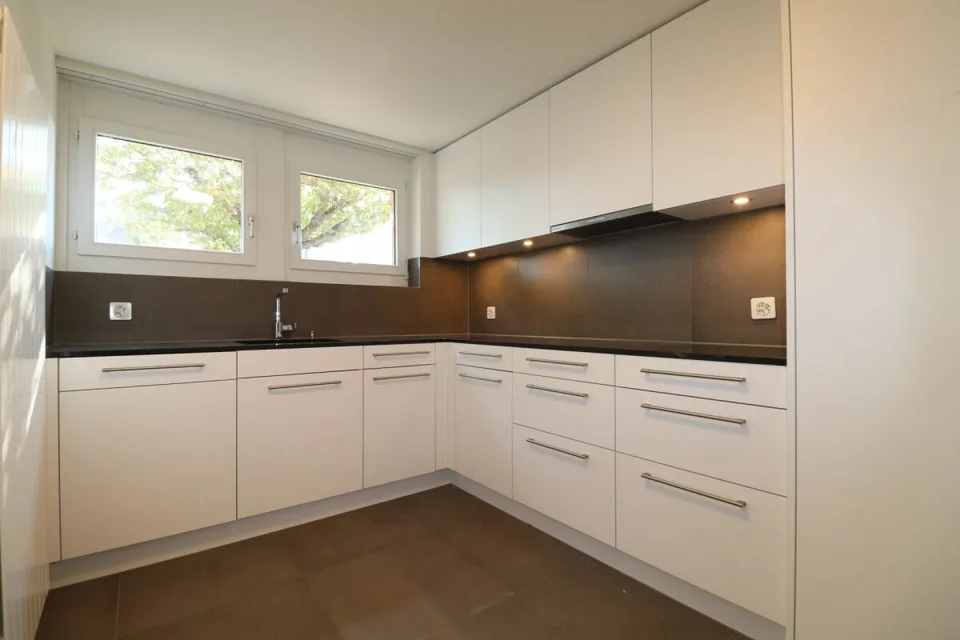 Im Freulerquartier - moderne 4 1/2-Zimmer-Maisonettewohnung – Foto 3 von 16
