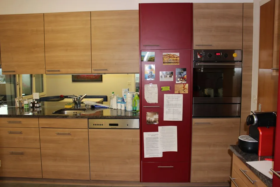 2½ ZI-WOHNUNG IN GERZENSEE (BE), MÖBLIERT, TEMPORÄR – foto 6 di 9