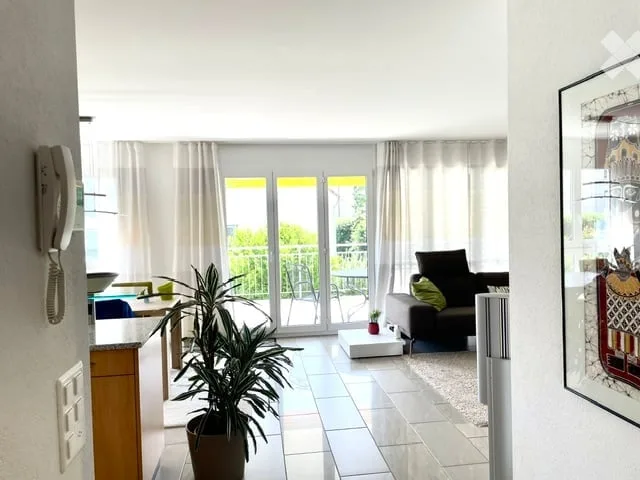 Helle 4.5 Zimmerwohnung in Hinteregg – Foto 3 von 5