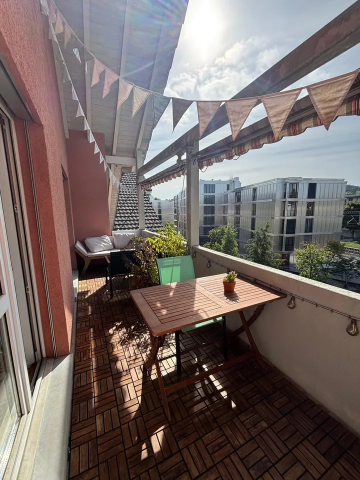 Appartement mansardé lumineux et spacieux de 4 pièces – photo 6 sur 9