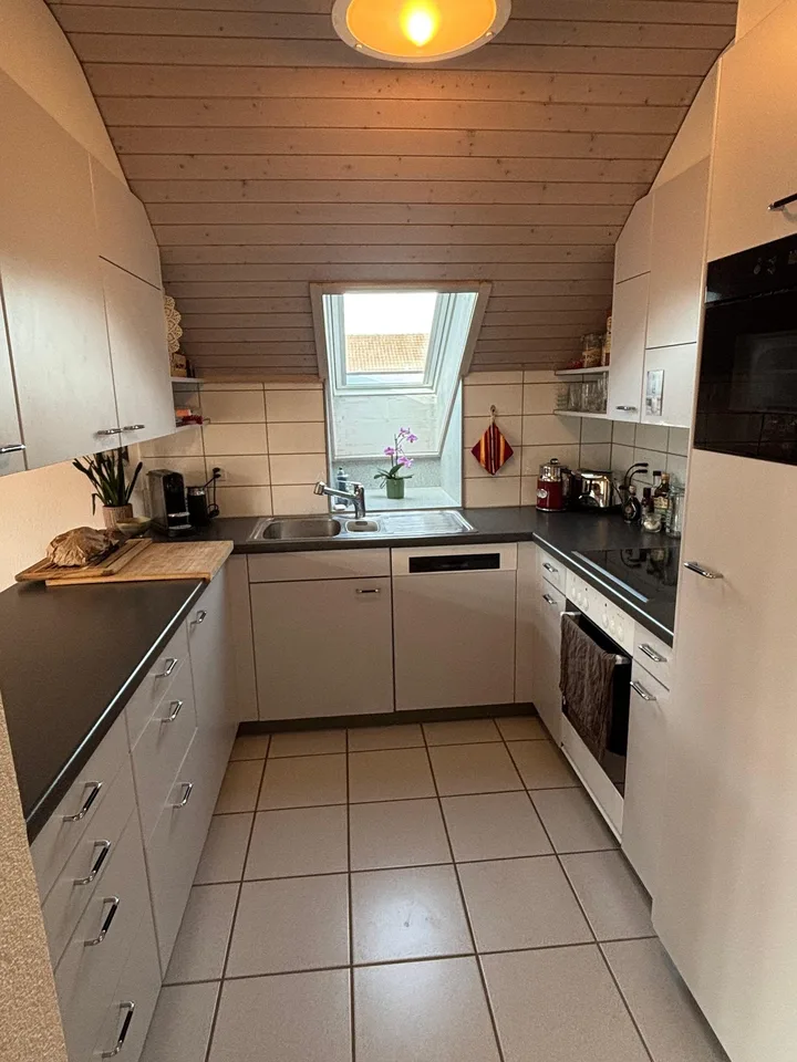 Appartement mansardé lumineux et spacieux de 4 pièces – photo 4 sur 9