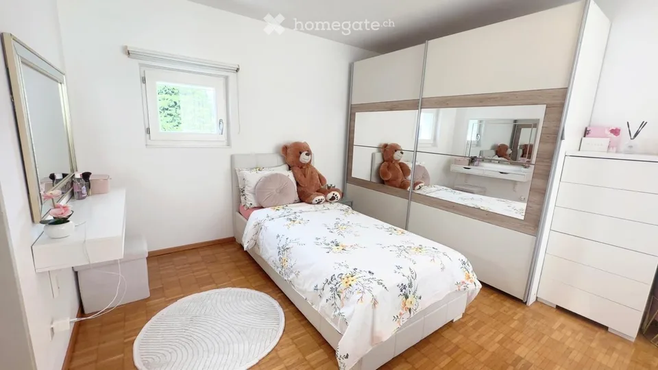 Geräumiges Reihenhaus mit 5 ½ Zimmern und privatem Garten – Foto 9 von 14