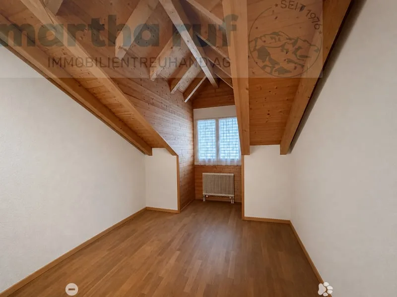 Wohnen über den Dächern 4.5- Zimmer-Dachwohnung mit Bergsicht – photo 7 of 12
