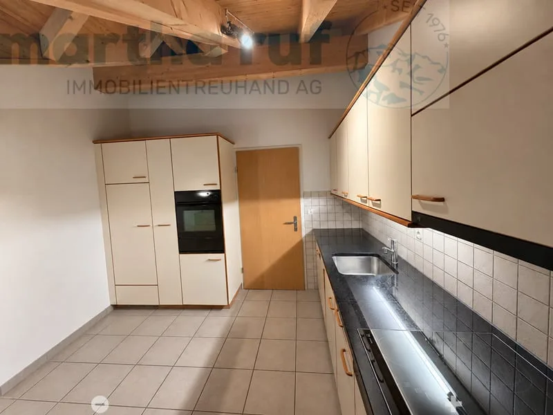 Wohnen über den Dächern 4.5- Zimmer-Dachwohnung mit Bergsicht – photo 5 of 12