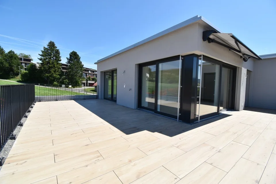 Modern wohnen mit Weitblick und 57 m² privater Terrasse – Foto 3 von 8