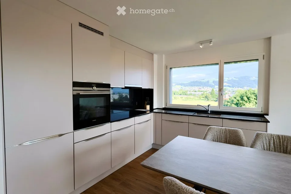 Appartement moderne / meublé de 3.5 pièces à Steinhausen (ZUG) disponible immédiatement ! – photo 2 sur 5