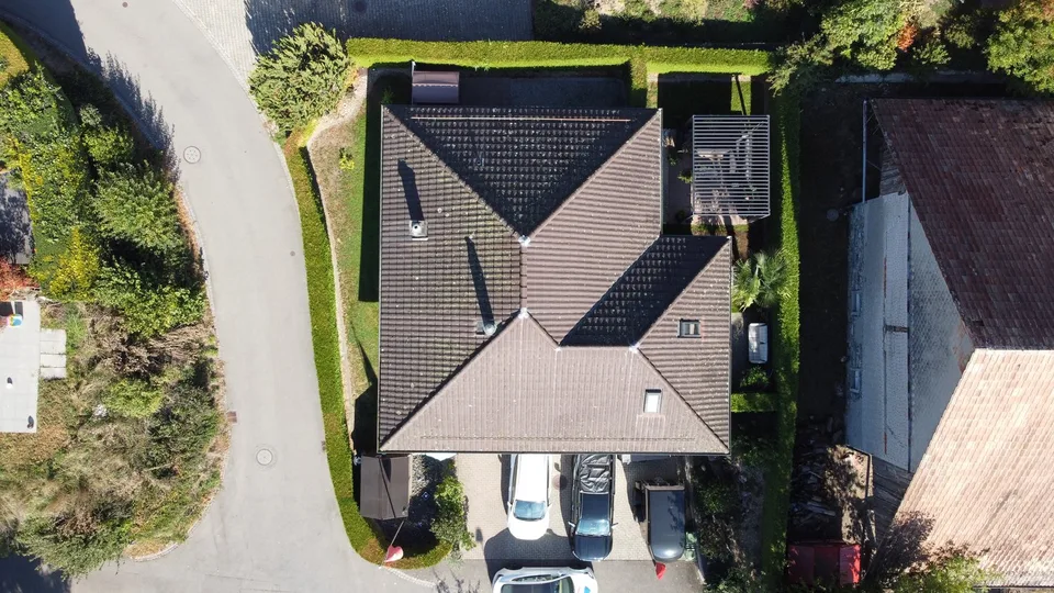 Casa unifamiliare indipendente con giardino e possibilità polivalenti a Leimbach AG – foto 25 di 27