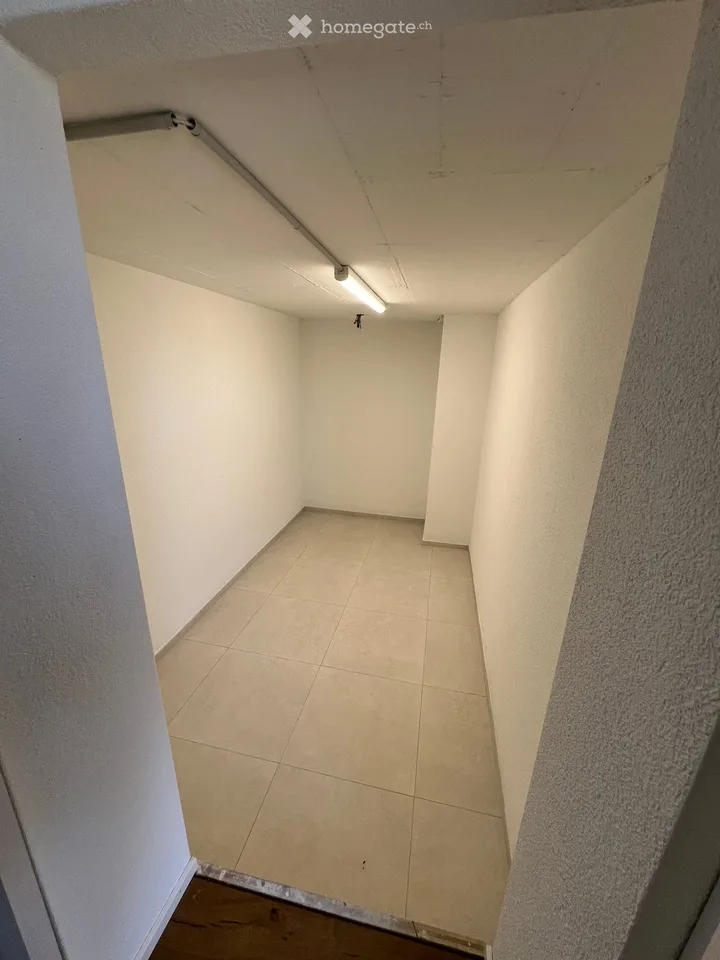 Neu renovierte 3.5-Zimmerwohnung in charmantem Bauernhaus im Grünen – Foto 14 von 14