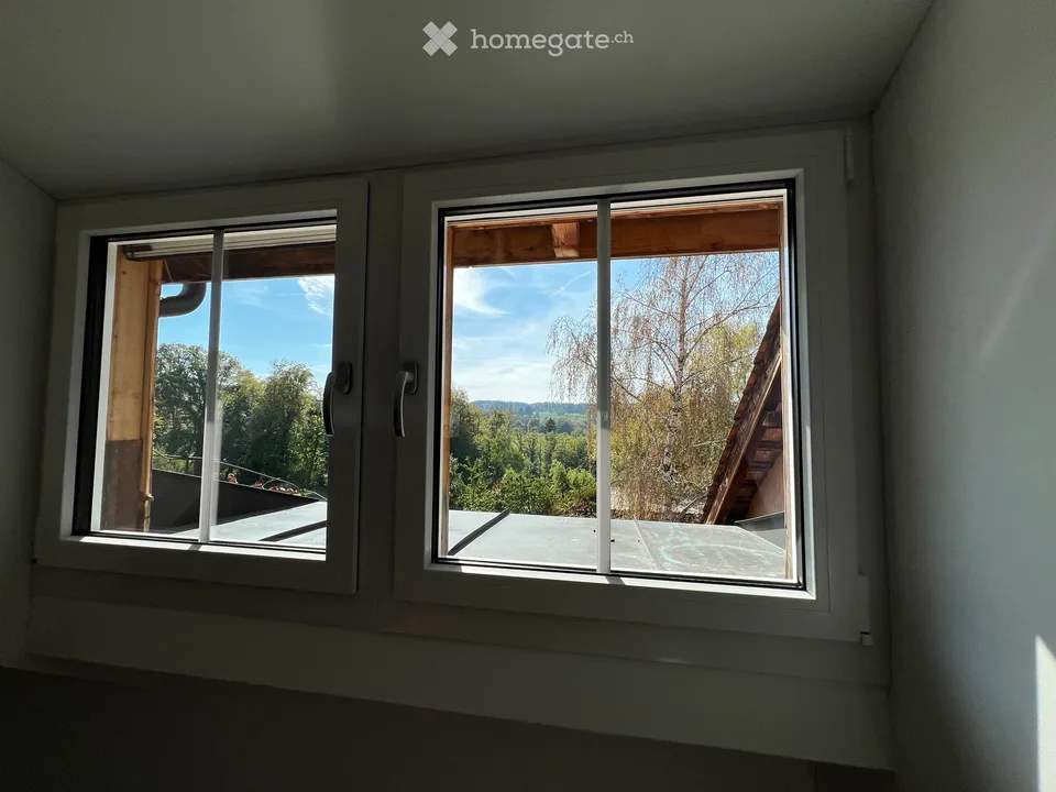 Neu renovierte 1.5-Zimmer-Dachwohnung in charmantem Bauernhaus im Grünen – Foto 13 von 16