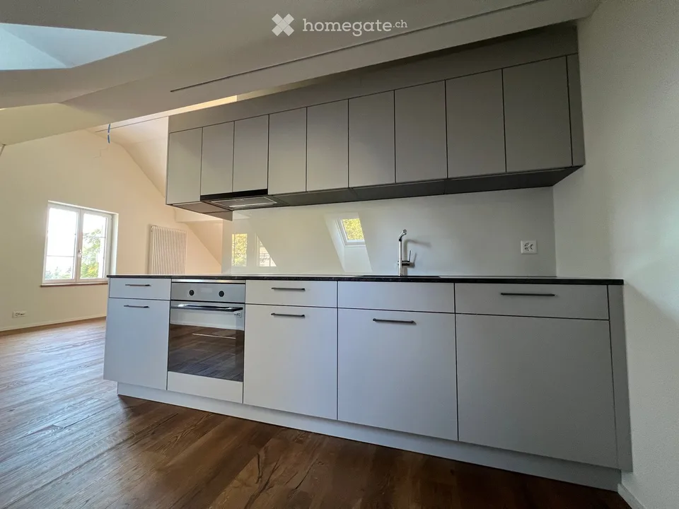 Neu renovierte 1.5-Zimmer-Dachwohnung in charmantem Bauernhaus im Grünen – Foto 10 von 16