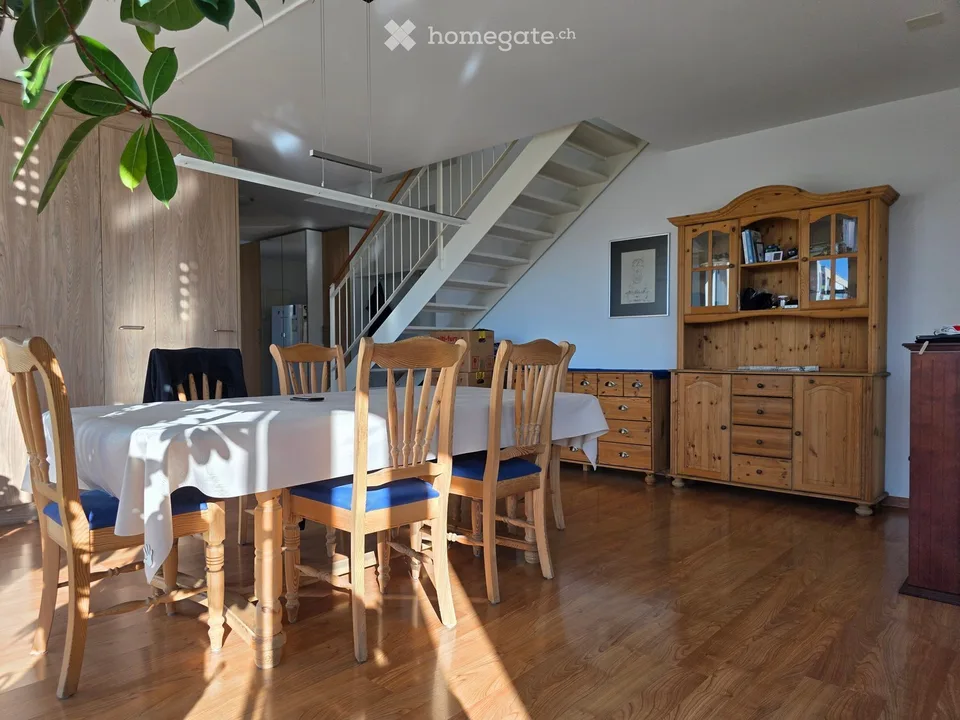 Maisonette Wohnung in Wallisellen – Foto 4 von 14