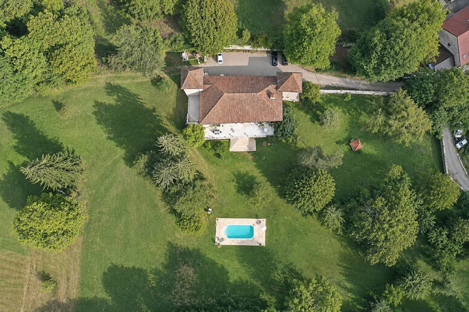 Castello del XII secolo, a 45 minuti da Ginevra – foto 2 di 26