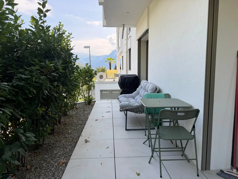 Moderno appartamento 2.5 loc. con giardino e piscina a Breganzona – foto 7 di 14