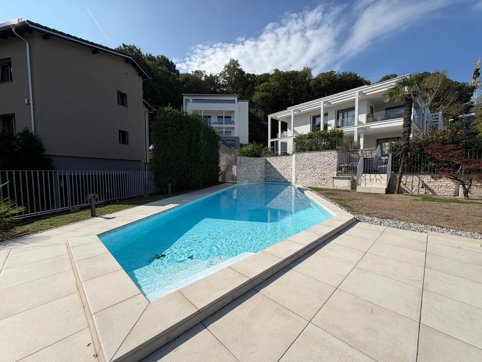 Moderno appartamento 2.5 loc. con giardino e piscina a Breganzona – foto 12 di 14