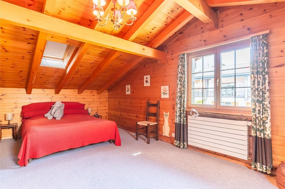 Chalet in PPE con terrazza e vista sulle montagne – foto 9 di 12