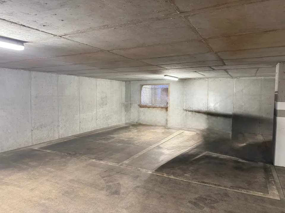 Moderno 4.5 locali con ampio giardino privato a Rancate – foto 15 di 17