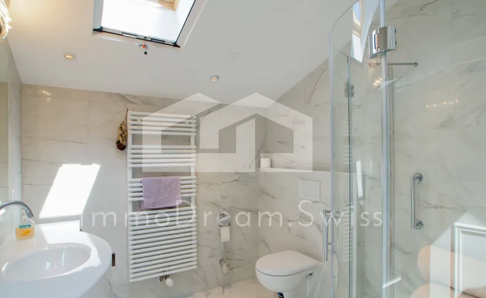 Ascona: 6.5 Zi. Villa mit Pool, Gartenanlage und 2. Wohnsitz – Foto 13 von 15