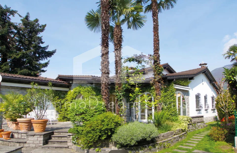 Ascona: 6.5 Zi. Villa mit Pool, Gartenanlage und 2. Wohnsitz – Foto 15 von 15