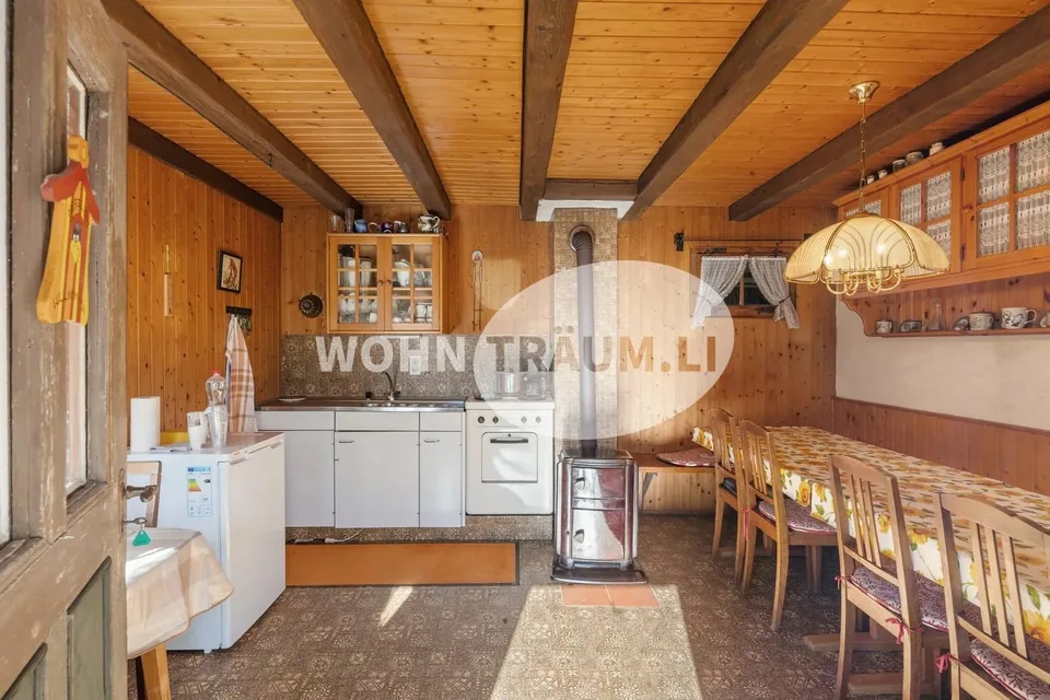 Casa angolare di 3½ locali con casetta da giardino e grande terreno – foto 9 di 13
