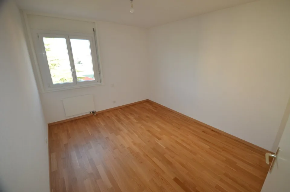 Vier-Zimmer-Wohnung in Yverdon-les-Bains – Foto 5 von 9