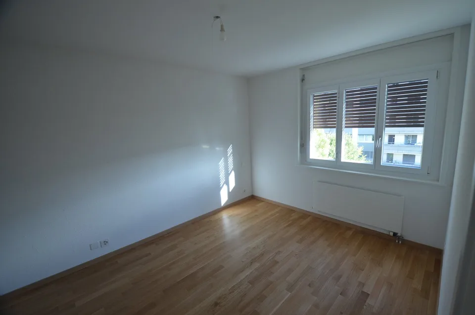 Vier-Zimmer-Wohnung in Yverdon-les-Bains – Foto 6 von 9