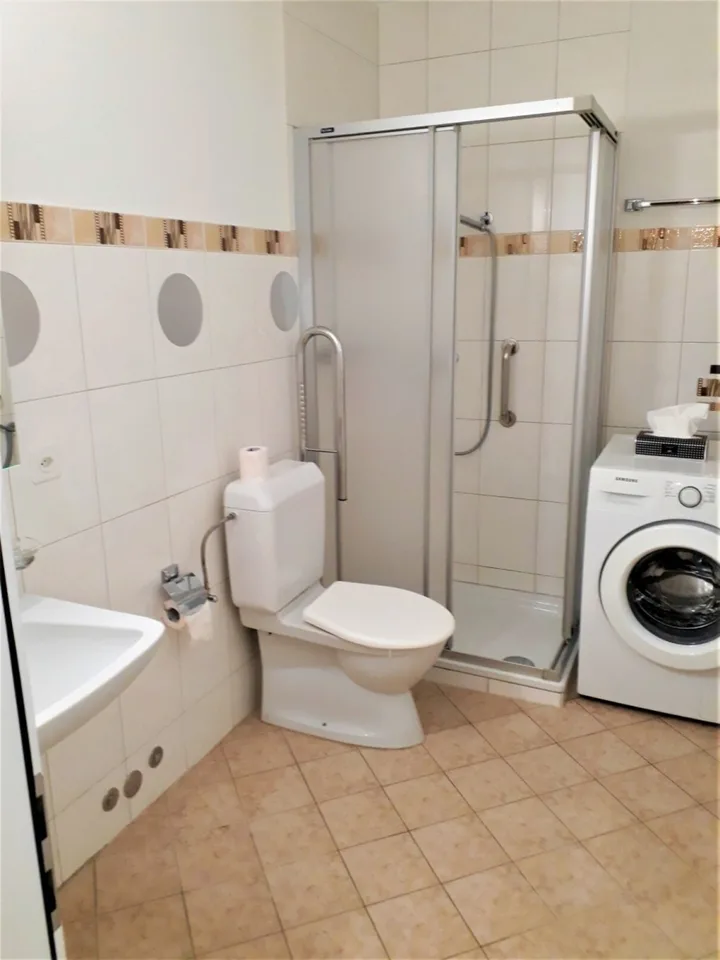 Appartement - 3,5 Zimmer - 2021 Renovation - Sierre - EXKLUSIV – Foto 8 von 11