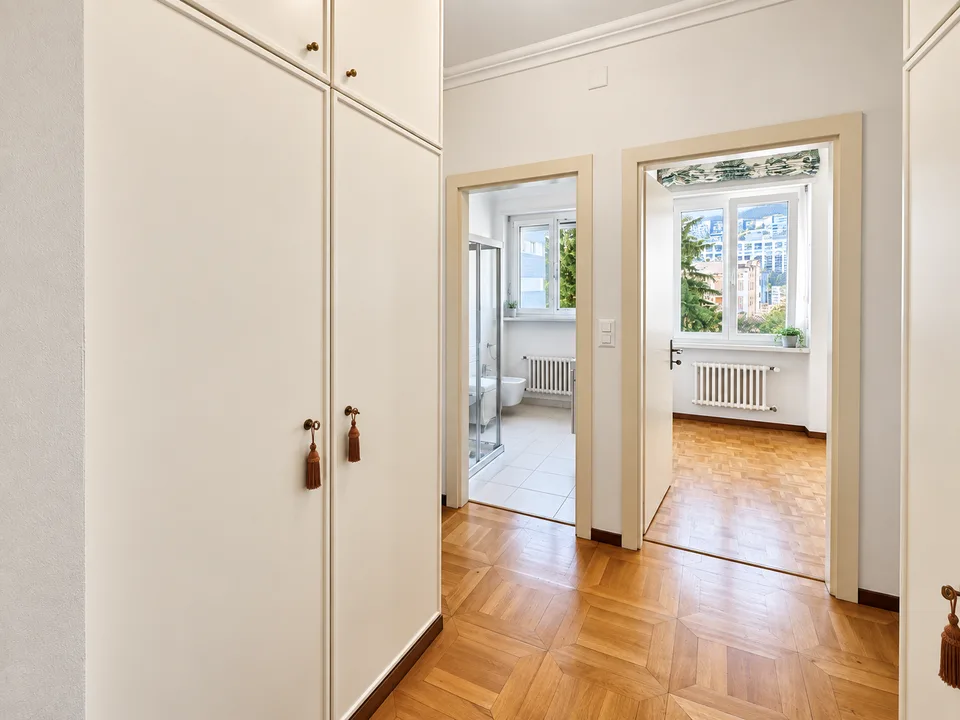LUGANO CENTRALE | 4.5 LOCALI + DUE APPARTAMENTI A REDDITO – UN’UNICA OPPORTUNITÀ IMMOBILIARE – foto 16 di 28