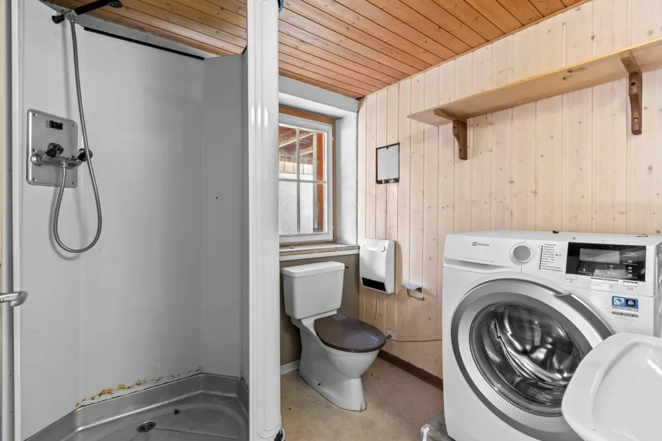 Maison de rangée à rénover avec abri au bord de la Linth – photo 3 sur 14