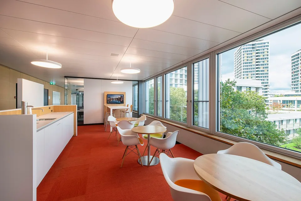 Espaces de bureau meublés pour grandes entreprises avec exigences élevées – photo 6 sur 11