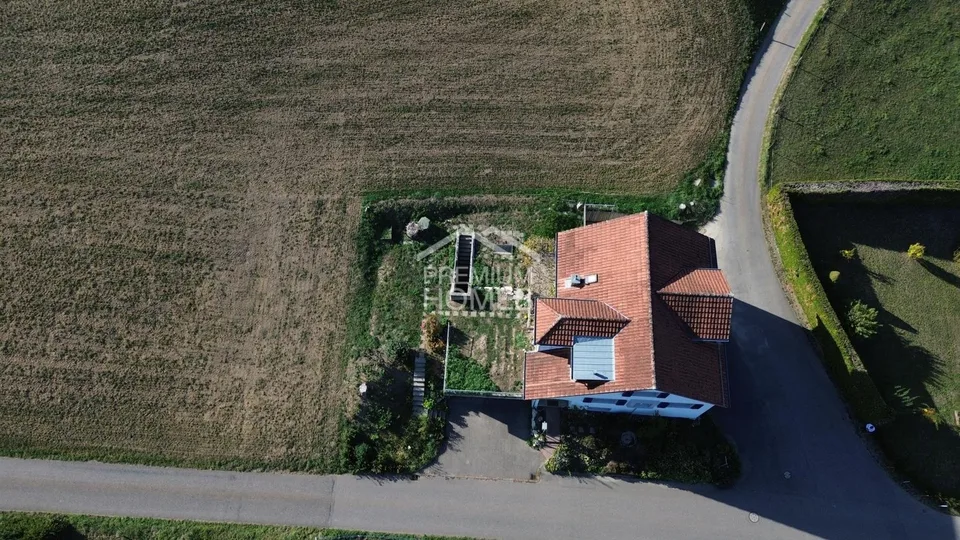 7.5 Zimmer Einfamilienhaus in Wislikofen – Foto 2 von 13