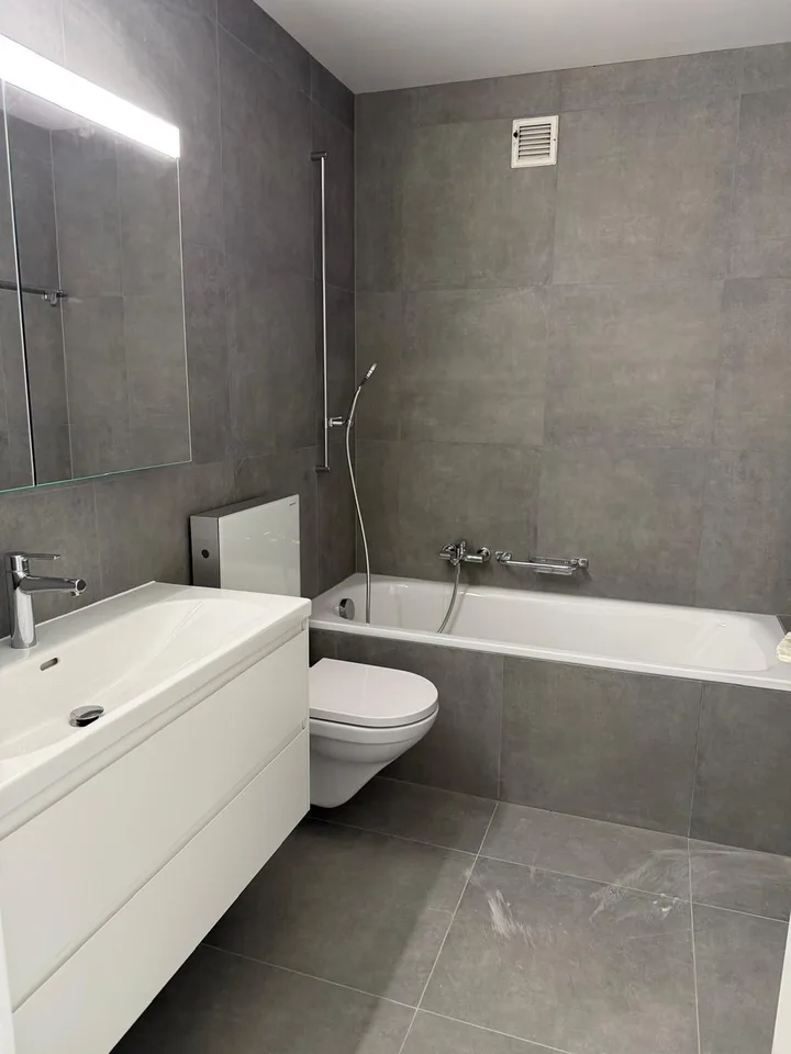 Meraviglioso duplex di 6,5 locali con vista molto bella - 1422 Grandson – foto 8 di 8
