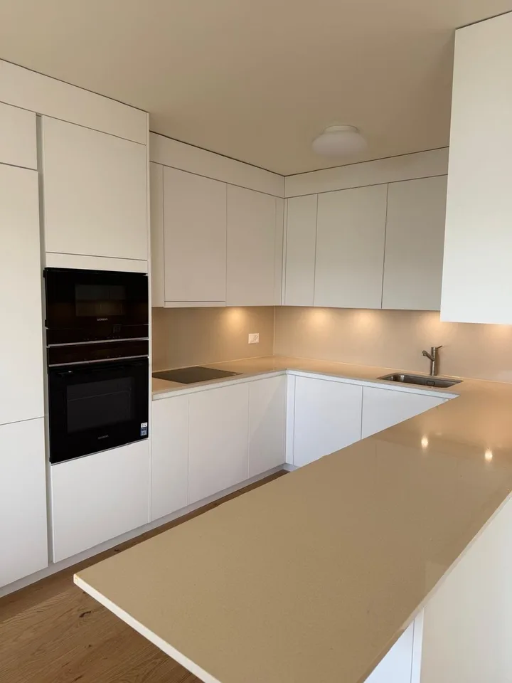Meraviglioso duplex di 6,5 locali con vista molto bella - 1422 Grandson – foto 4 di 8