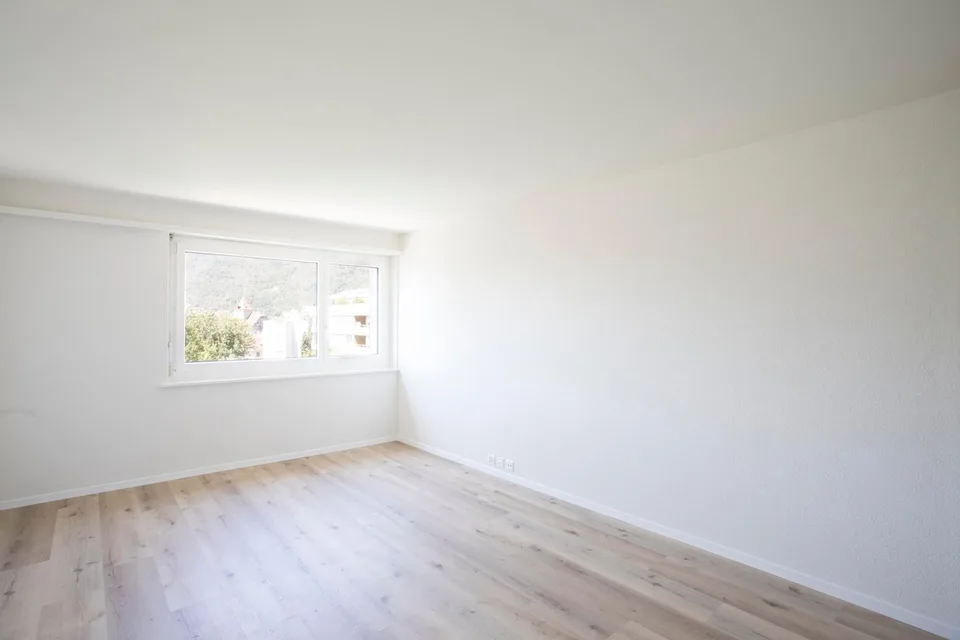 Helle 1.5-Zimmer-Wohnung im 4. Stock in Nidau – sofort verfügbar! – Foto 3 von 5