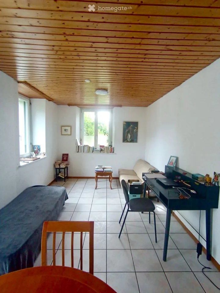 Prächtige Wohnung mit Garten, Montreux – Foto 2 von 5