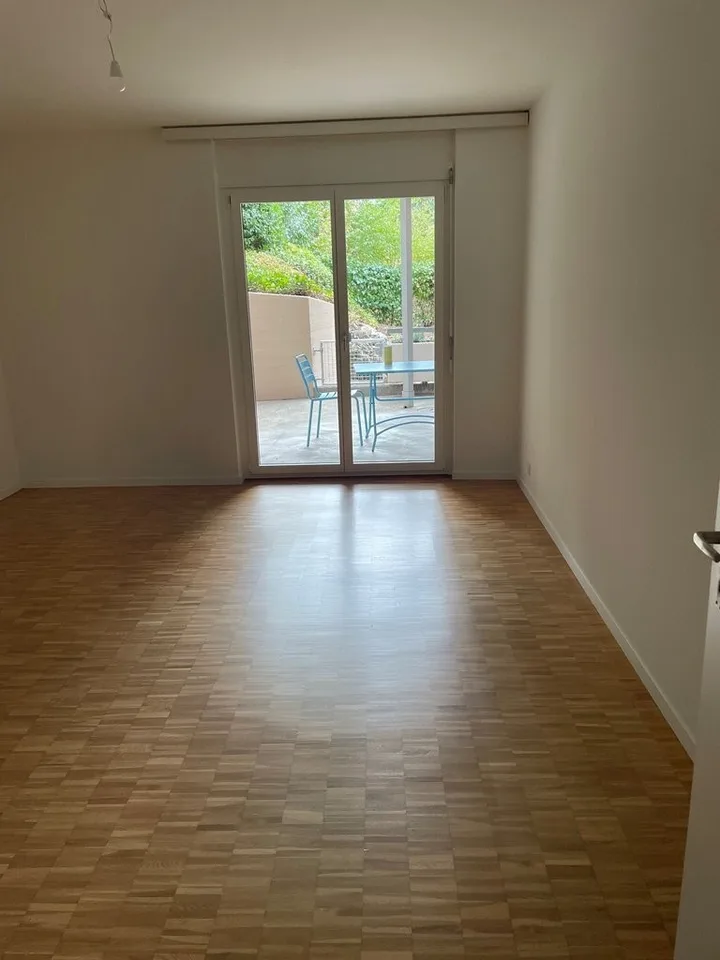 Nous offrons un appartement rénové dans le centre de Wollishofen. – photo 7 sur 12