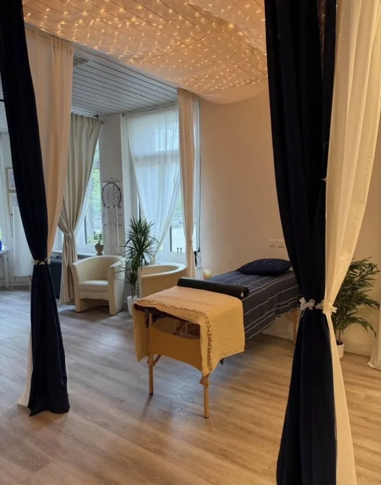 Arbeiten auf 115m2 an TOP-Lage – Foto 2 von 8